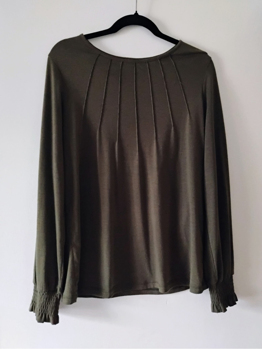 Amazon Olive Green Pleated Long-Sleeve Blouse